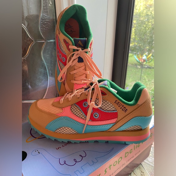 🆕 Saucony Savior Jae Tips Edition Sz 5 (Big Kid) OR EU 37 (Women’s 6.5/7) 🌟 - Picture 3 of 15